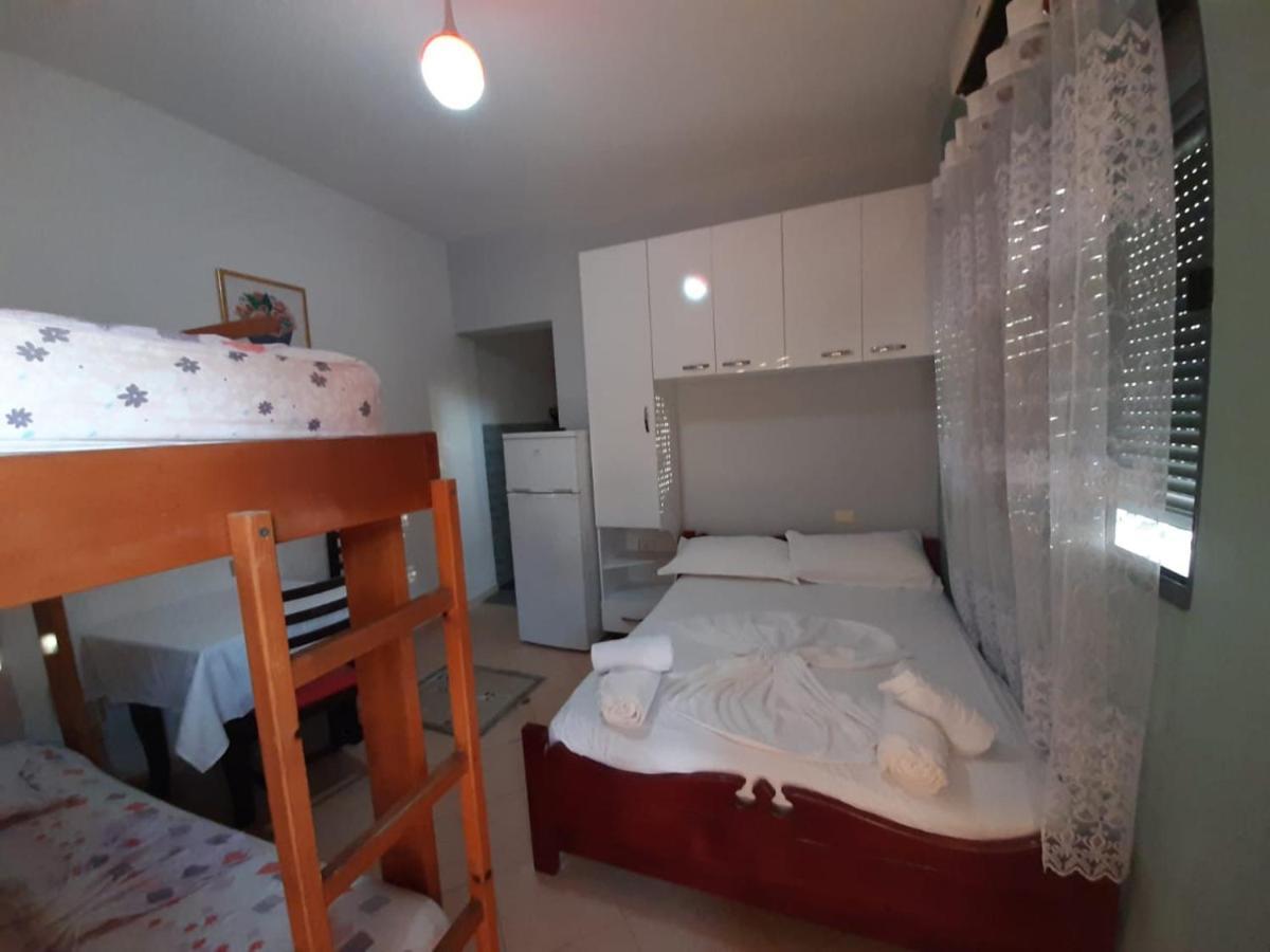 Villas Apartments Shahaj Vlore Bagian luar foto