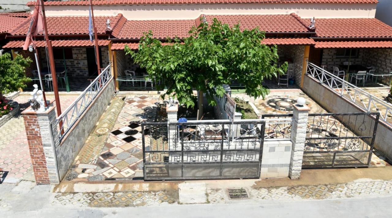 Villas Apartments Shahaj Vlore Bagian luar foto