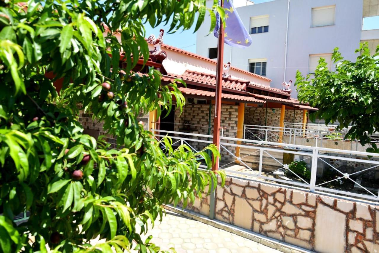 Villas Apartments Shahaj Vlore Bagian luar foto