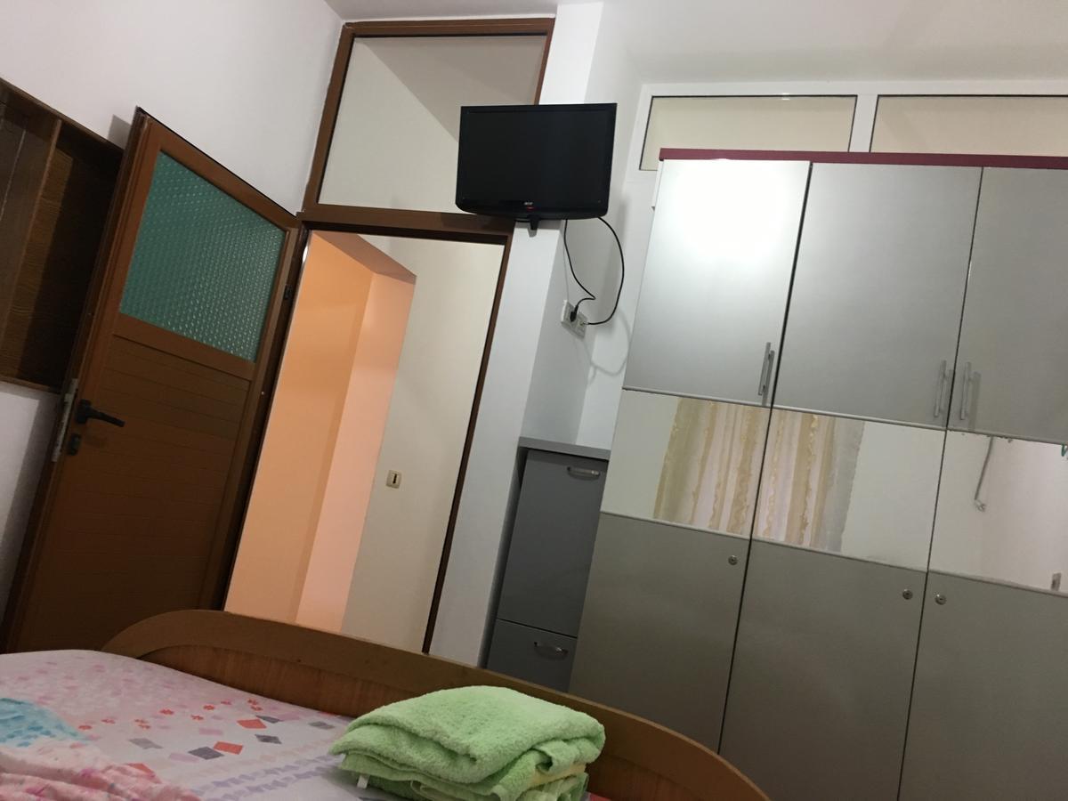 Villas Apartments Shahaj Vlore Bagian luar foto