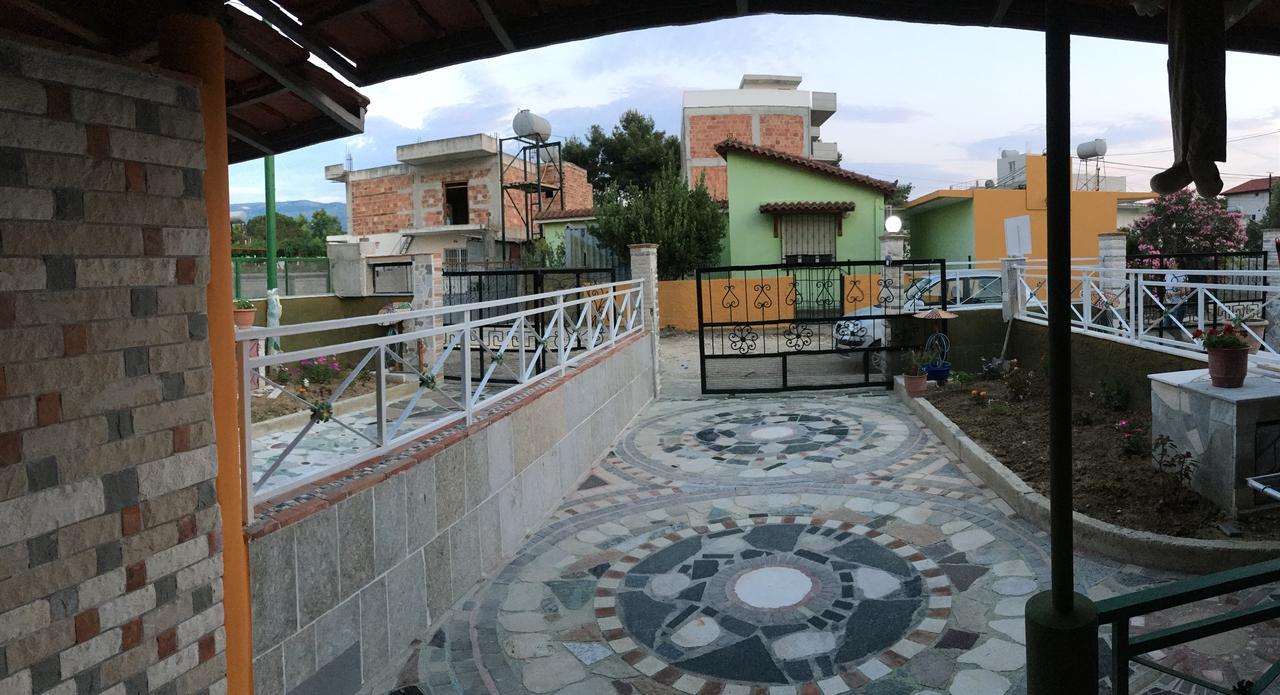 Villas Apartments Shahaj Vlore Bagian luar foto