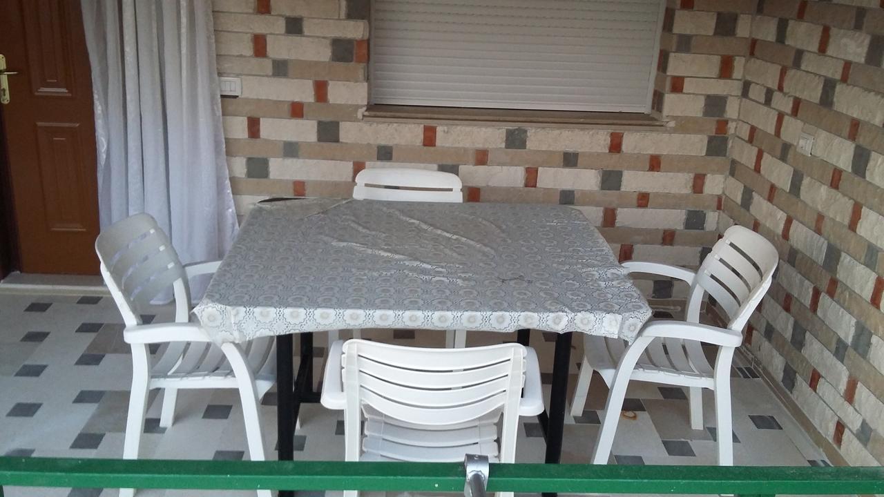 Villas Apartments Shahaj Vlore Bagian luar foto